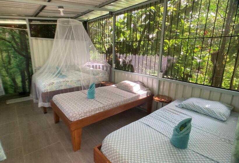 패밀리 방갈로, Yejos Jungle Lodge
