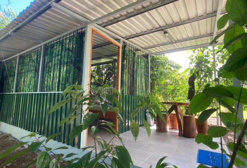 패밀리 방갈로, Yejos Jungle Lodge