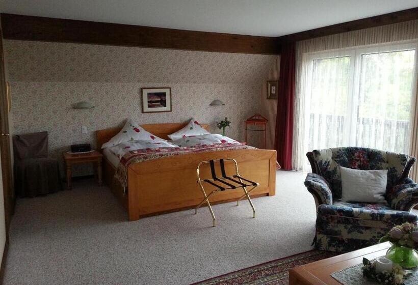 Suite with lake view, Chalet Rosemarie