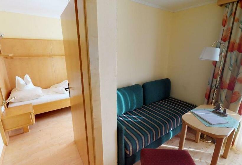 Номер Стандарт Индивидуальный с Балконом, Das Kleine Familienhotel Koch