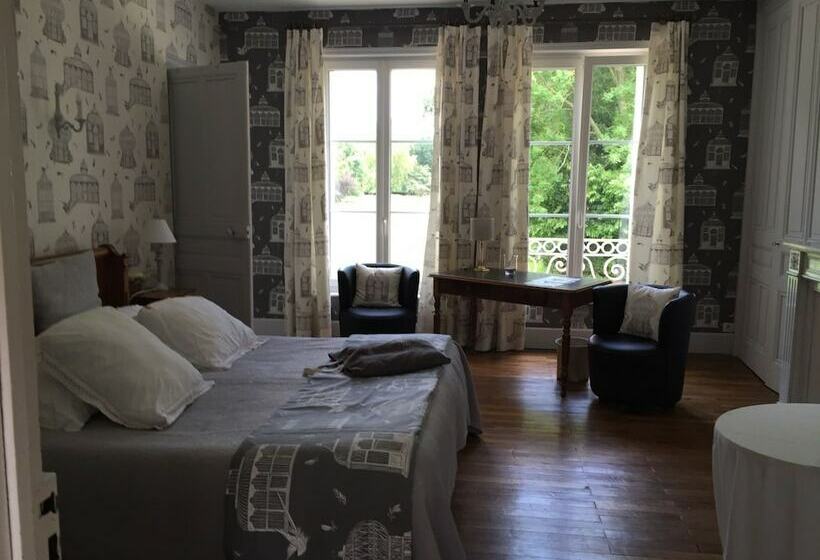 Номер Стандарт, Chambres D Hotes Spa Château D Omiécourt