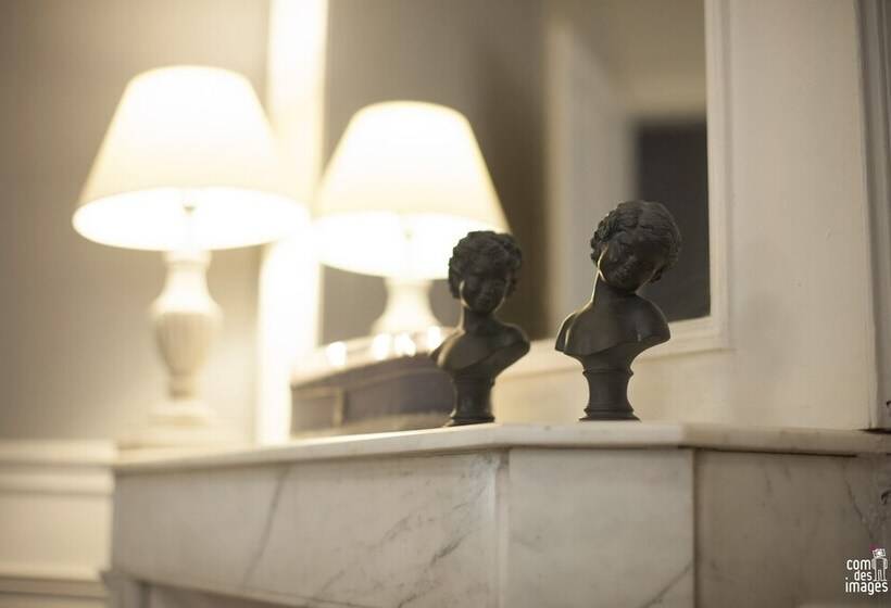 Люкс, Chambres D Hotes Spa Château D Omiécourt