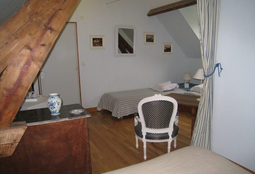 Номер Стандарт, Chambres D Hotes Spa Château D Omiécourt