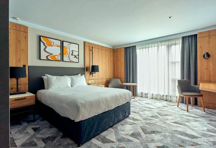 适合残疾人使用的标准间, Crowne Plaza Marlow, An Ihg