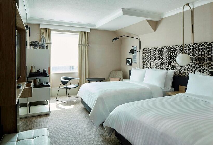 Номер Deluxe, London Marriott  Maida Vale