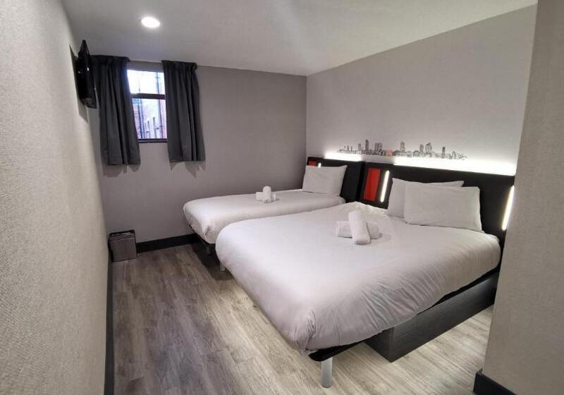 Номер Deluxe, London Marriott  Maida Vale