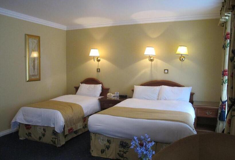 Номер Стандарт Трехместный, Old Weir Lodge