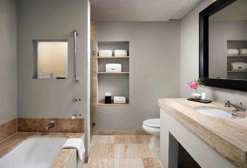 Номер Deluxe Кровать Кинг, The Westin Resort & Spa, Cancun