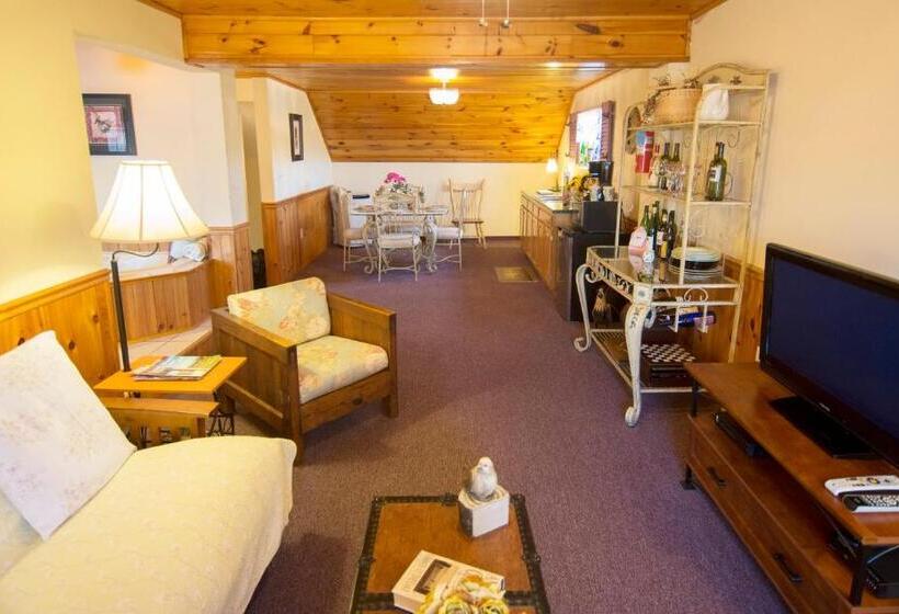 Люкс Повышенной Комфортности, Savannah House Wine Country Inn & Cottages