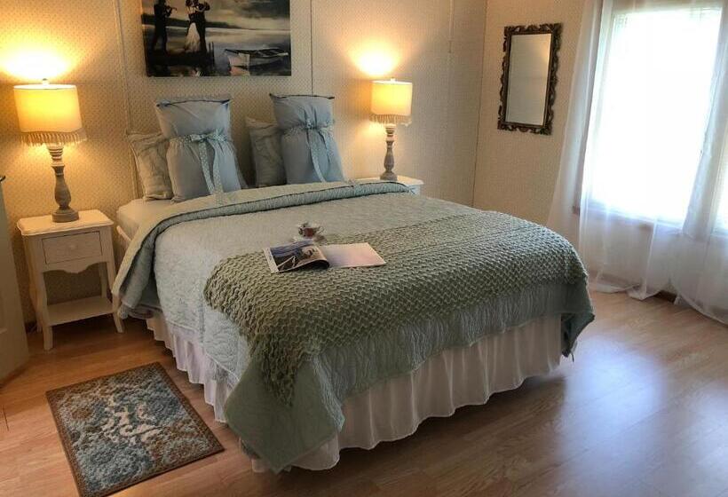 Дом 3 Спальни, Savannah House Wine Country Inn & Cottages