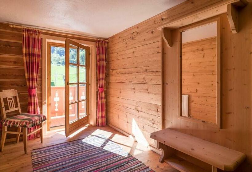 Апартаменты 1 Спальня с Балконом, Ferienwohnungen Gästehaus Altginzling