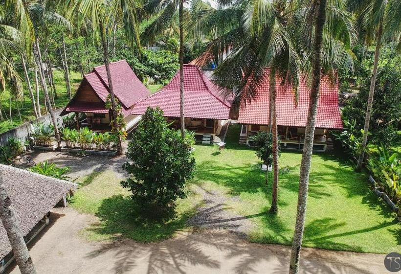 Семейное Бунгало, Sadati Home Stay