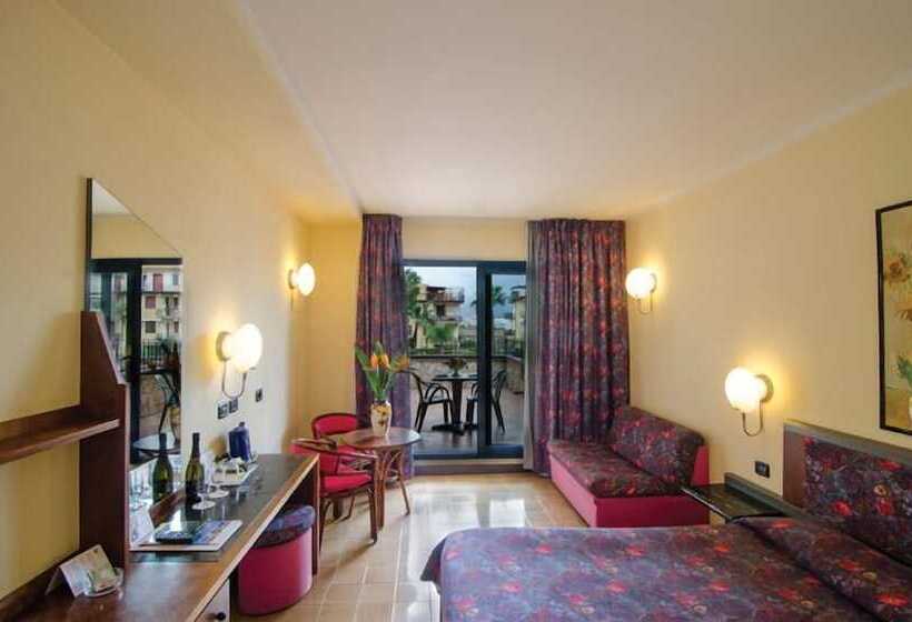 Deluxe Room with Balcony, Caesar Palace