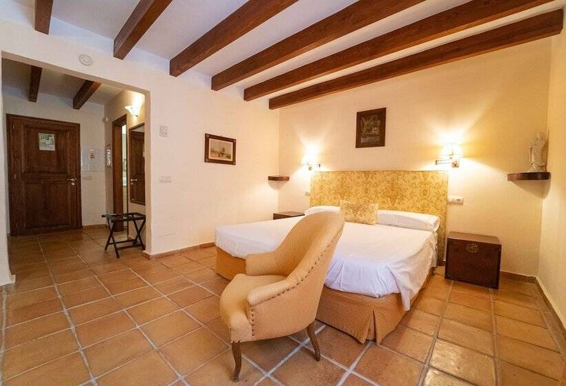 Номер Стандарт, Rural S Olivaret & Spa