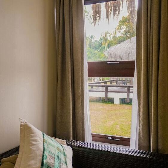 اتاق لوکس, Hijo Resorts Davao
