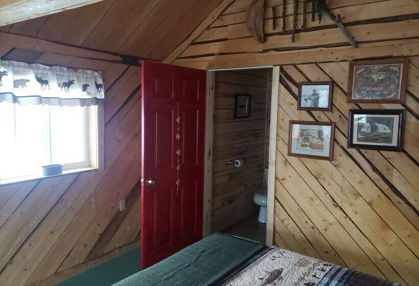 Хижина, Wrangell Mountain Lodge  Private Bathroom With Shower