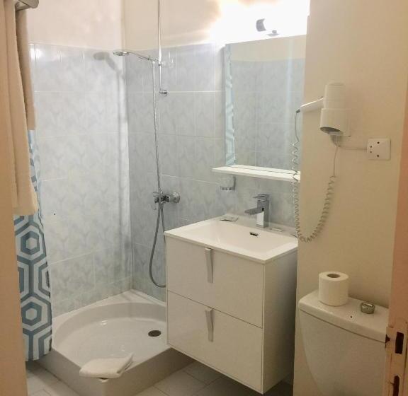 Номер Стандарт Вид на Сад, Hostellerie Saint Benoît