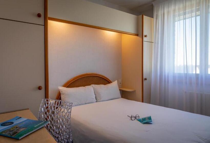 Номер Стандарт Внутренний, Hôtel L Albatros