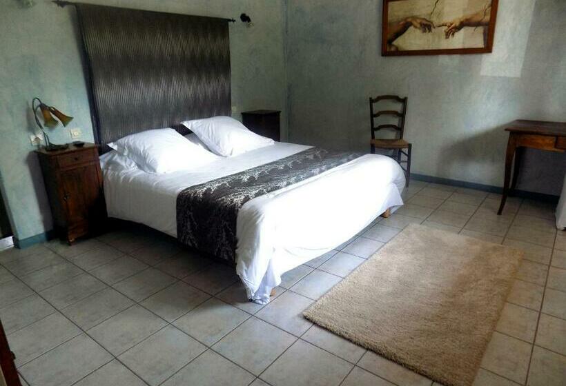 Семейный Номер, Logis Hôtel & Spa Le Saint Antoine
