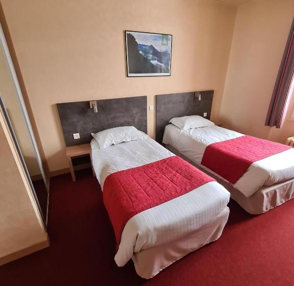 Семейный Номер, Hostellerie Du Cantal