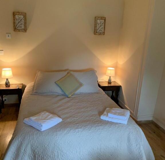 Номер Стандарт, Hôtellerie Nouvelle De Villemartin