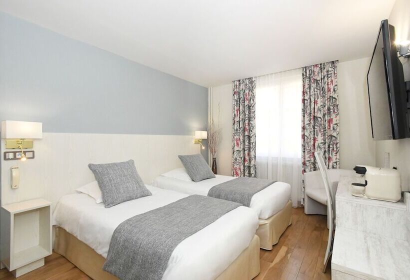 Номер Superior, Logis Hôtel Du Centre   Halte Idéale En Cyclotourisme Avec Garage à Vélos Clos
