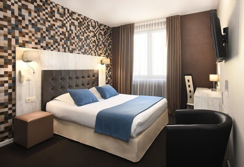 Номер Superior, Logis Hôtel Du Centre   Halte Idéale En Cyclotourisme Avec Garage à Vélos Clos