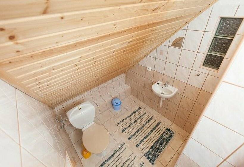 Номер Стандарт Совместная Ванная, Domček Na Orave