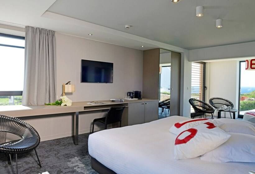 Номер Deluxe Вид на Море, Hostellerie De La Pointe Saint Mathieu   Spa & Restaurant