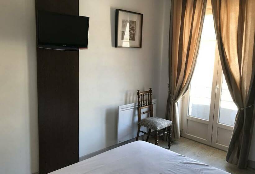 Номер Стандарт, Hôtel Restaurant De Londres