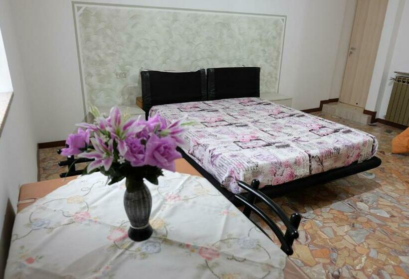 Номер Стандарт, B&b Luna
