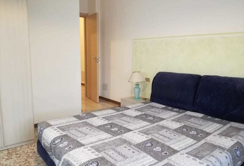 Номер Стандарт, B&b Luna