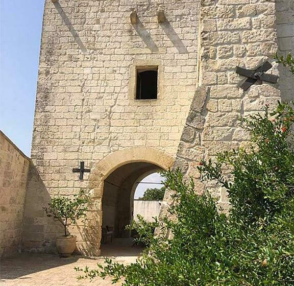 سوییت لوکس, Masseria La Millenaria