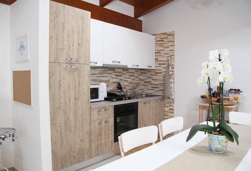 Четырехместный Номер Стандарт, Benvenuti Al Sud B&b