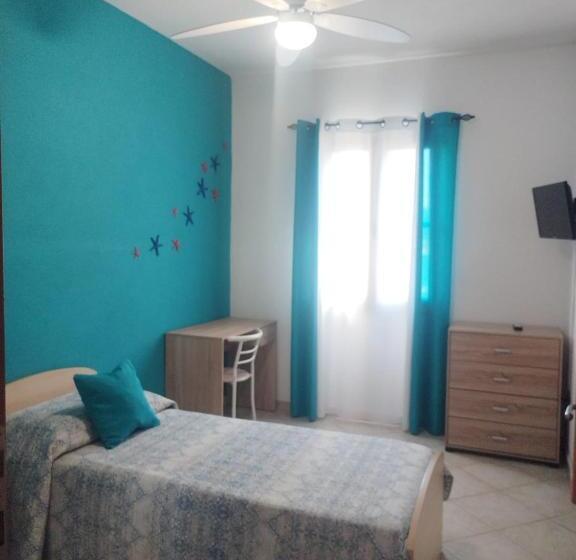 اتاق استاندارد یک نفره, Bed & Breakfast Gli Alisei