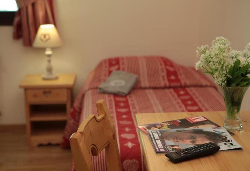 اتاق استاندارد چهار تخته, Hôtel Et Appart'hôtel De L'hermitage