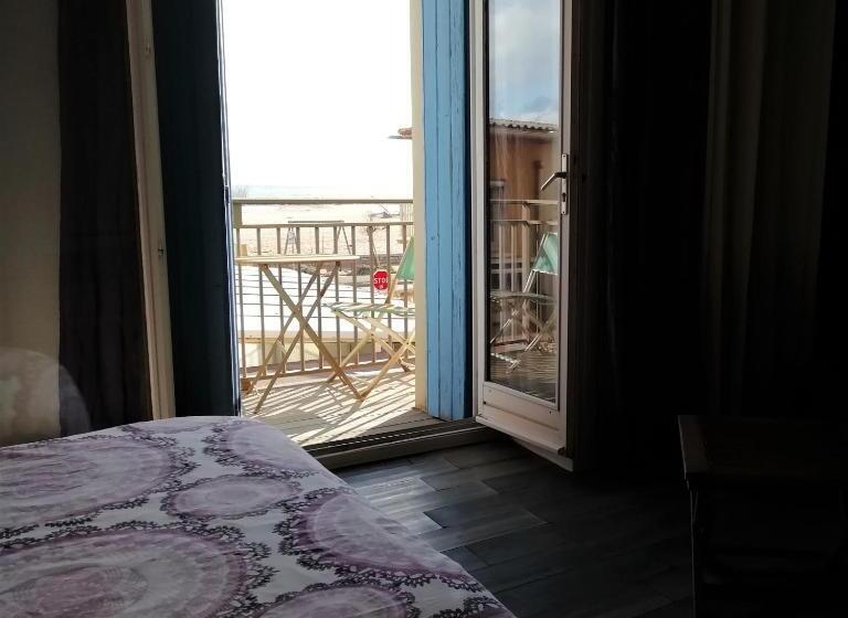 Номер Стандарт Вид на Море с Балконом, Le Chalet