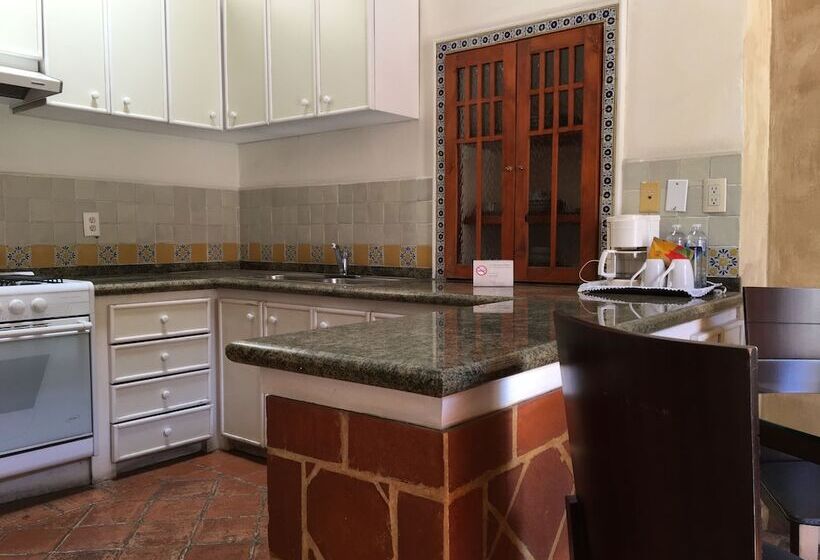سوییت جونیور, Quinta Luna