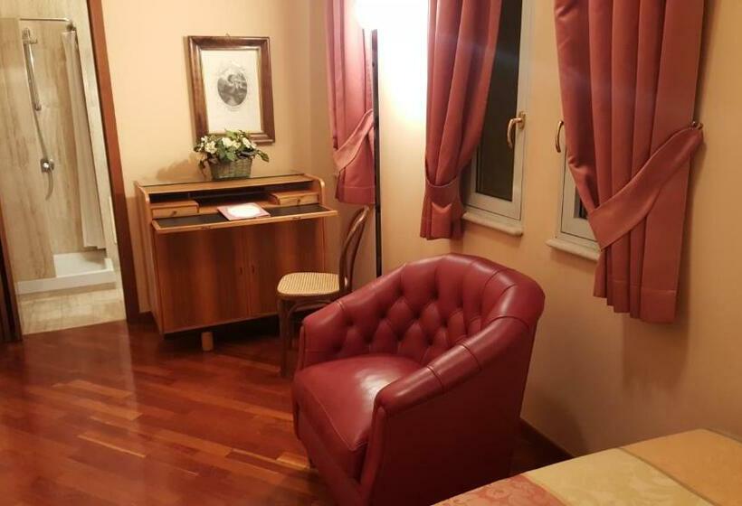 Standard Enkeltværelse, Villa Traiano