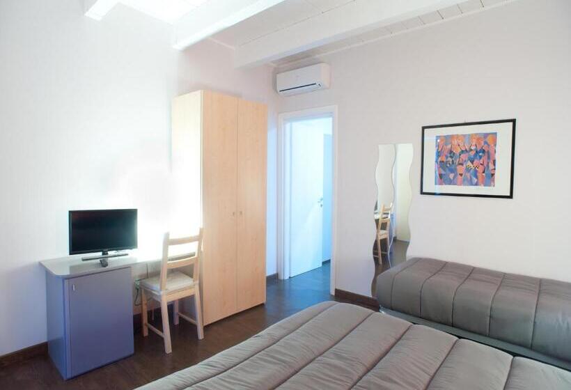 اتاق استاندارد, B&b Il Falco