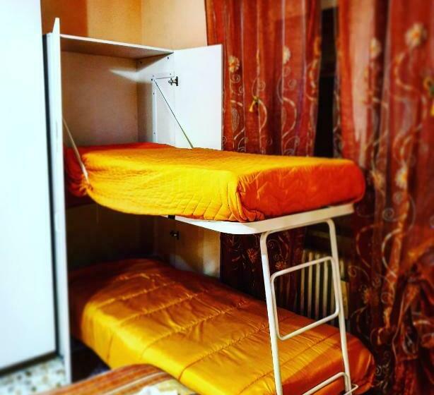 اتاق استاندارد چهار تخته, Central Isernia