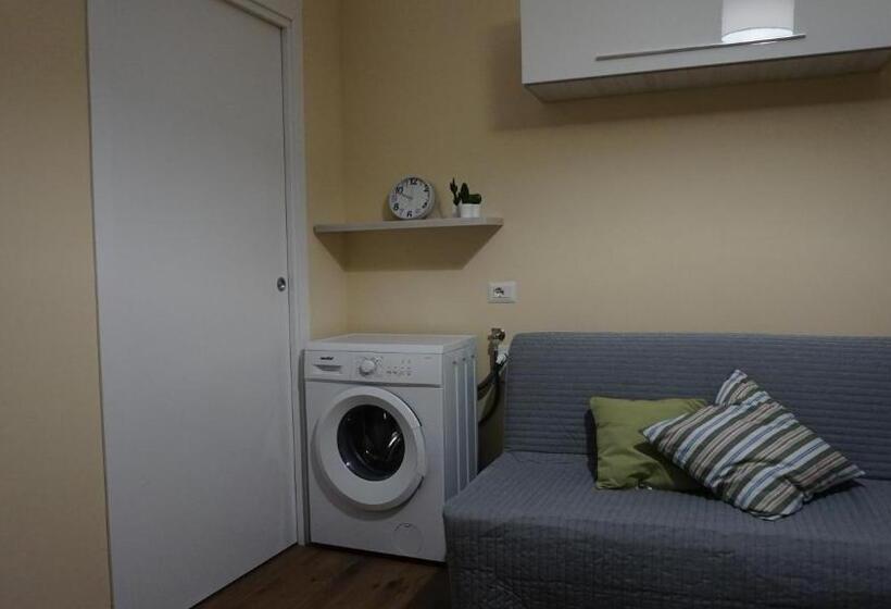 آپارتمان لوکس 1 خوابه, La Fara B&b