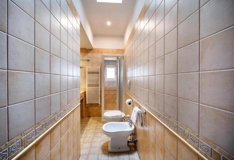سوئیت با بالکن, Le Marinelle Trani B&b