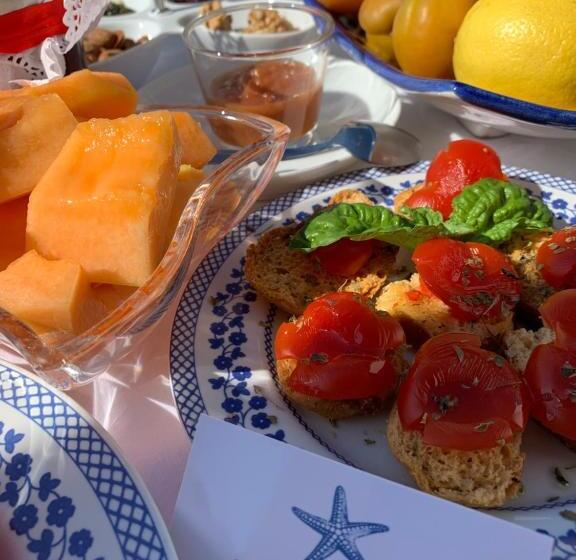 اتاق استاندارد با تخت بزرگ, Le Marinelle Trani B&b