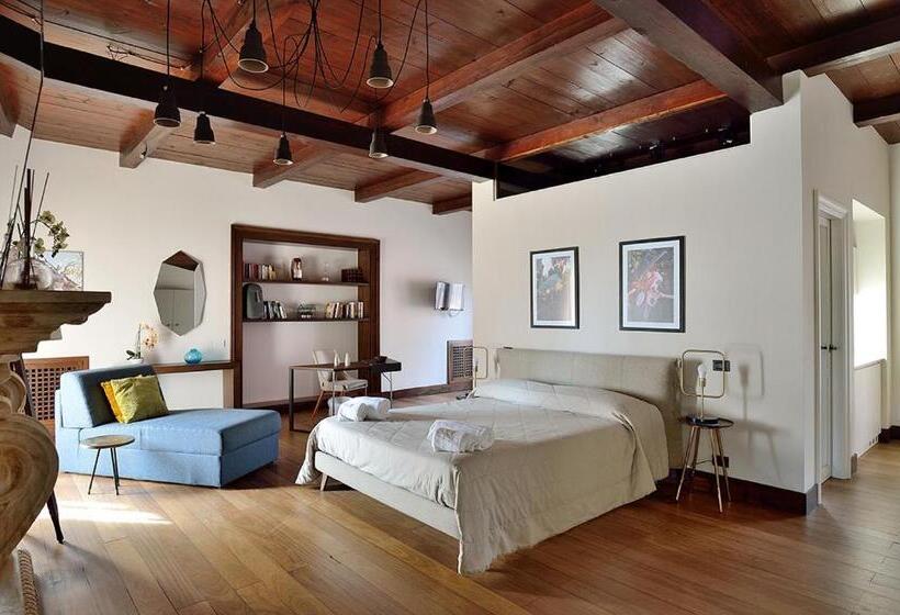 Полулюкс Повышенной Комфортности, Casarealia