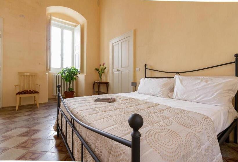 Номер Deluxe, Palazzo Cariddi