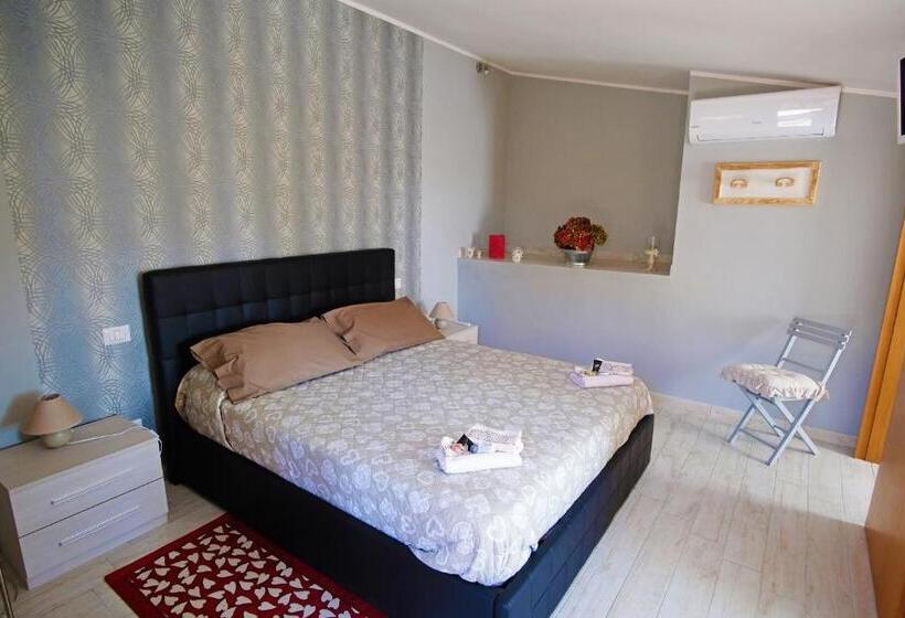 Люкс Вид на Сад, Bed And Breakfast Romantica Evasione