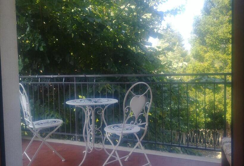 标准间带山景, Casa T Bed And Breakfast & Home Restaurant Di Tacchino Simone