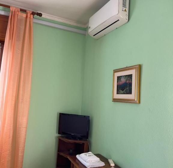 标准间带山景, Casa T Bed And Breakfast & Home Restaurant Di Tacchino Simone