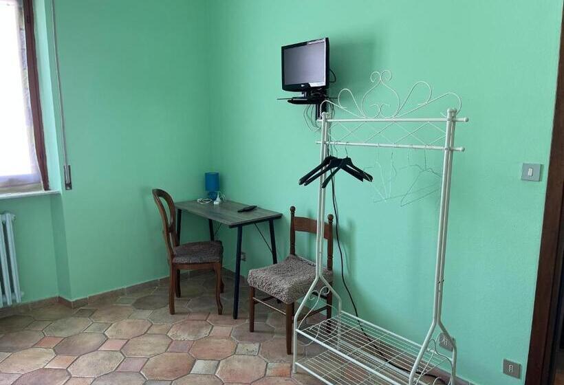标准间, Casa T Bed And Breakfast & Home Restaurant Di Tacchino Simone
